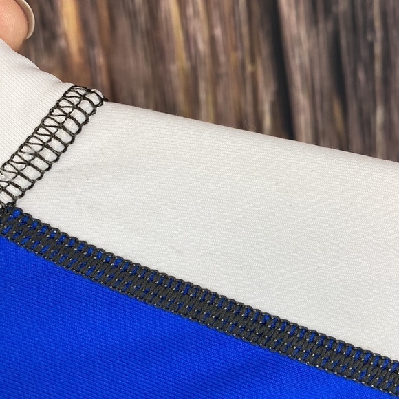 NWT NRS Blue & White Hydrosilk UV & UPF 50+ Swim Shirt- Size Small - Picture 14 of 14